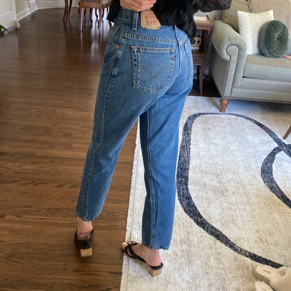 Levi’s 550 relaxed taper jeans - Picture 2 of 11